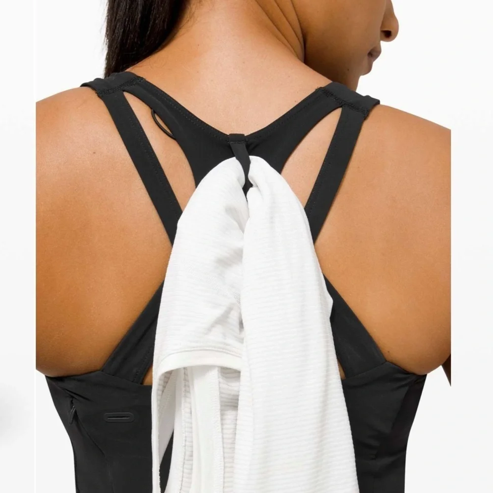 Lululemon Stash It Bra Black Size 6 Medium Support B/C Cup Zip Pocket